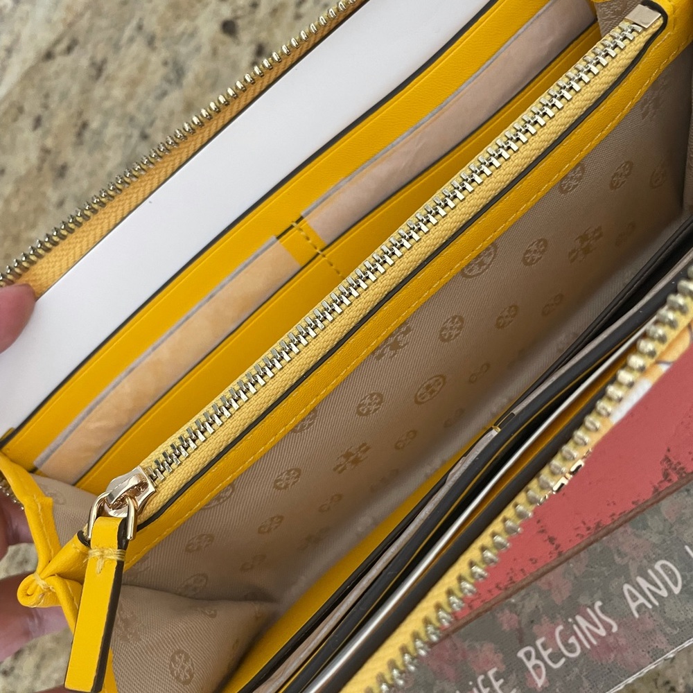 New Tory Burch 🌟 full size wallet - Picture 4 of 5